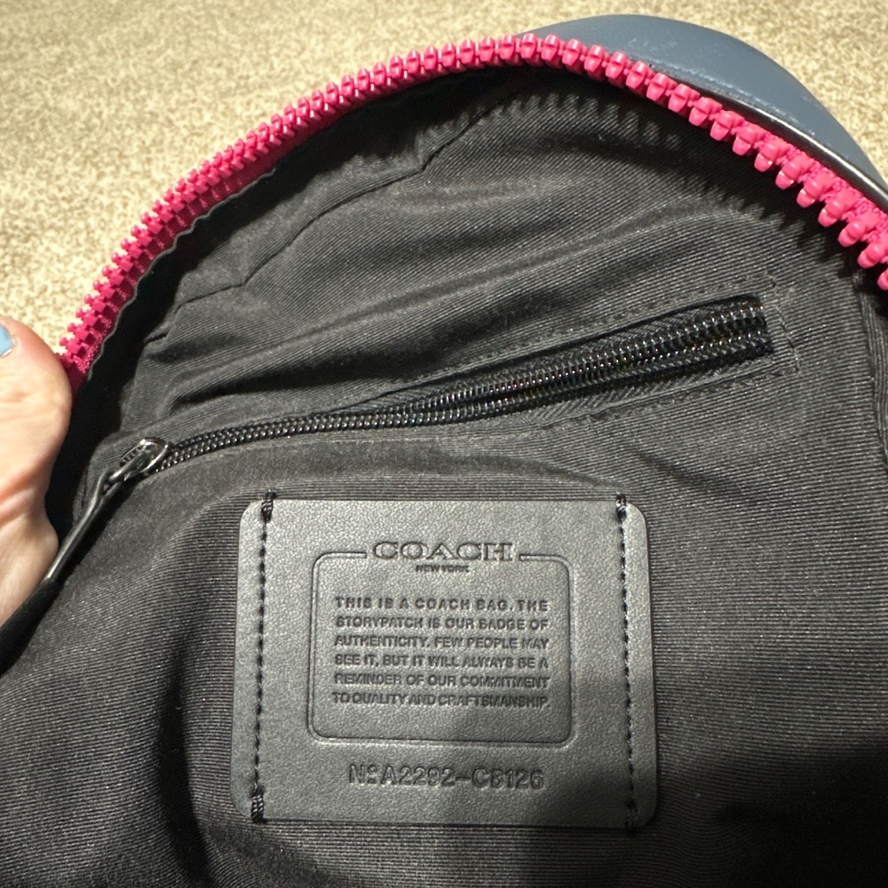 Coach one strap backpack - Picture 2 of 5
